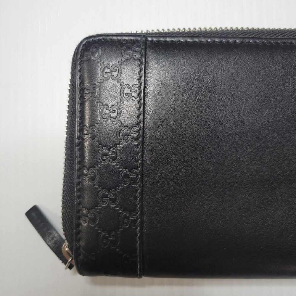 GUCCI  embossed leather logo zip around long wallet black - Picture 3 of 15